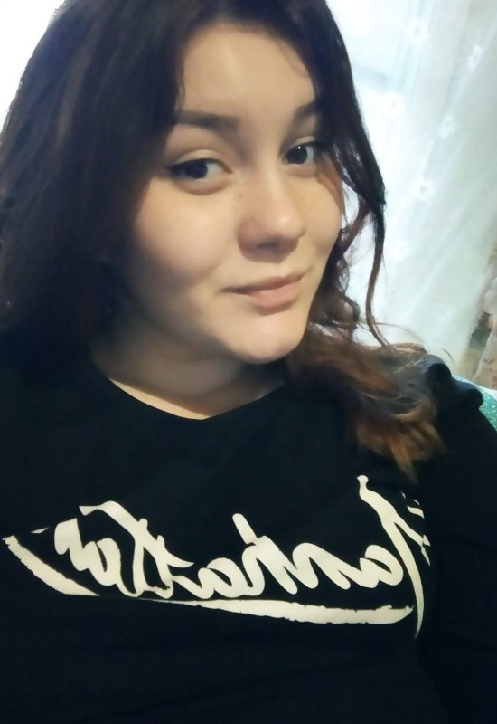 Daria • 24 • Ukraine 🇺🇦