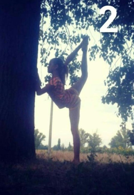 Daria • 28 • Ukraine