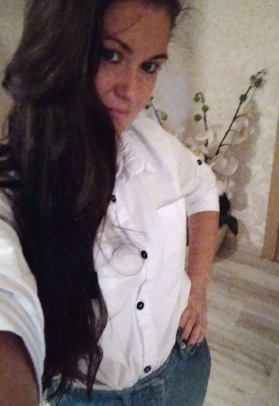 Tina • 42 • Ukraine