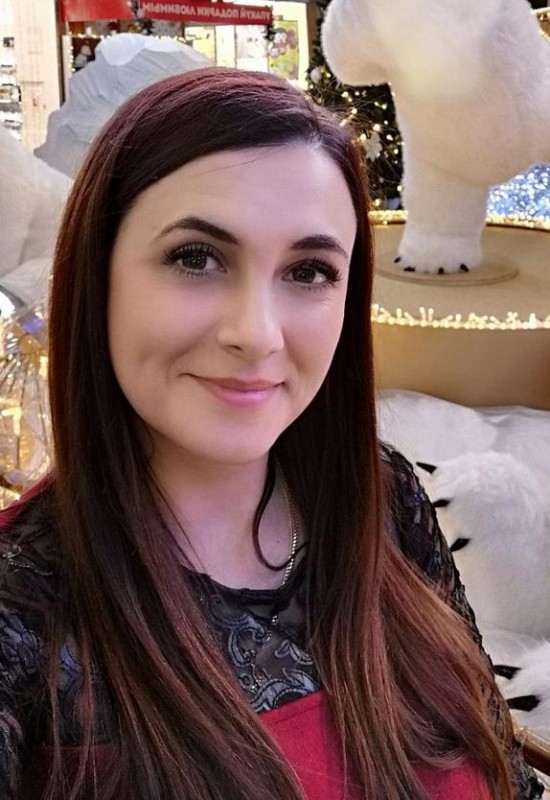 Ekaterina • 42 • Россия