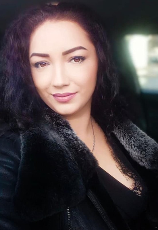 Ekaterina • 42 • Russie