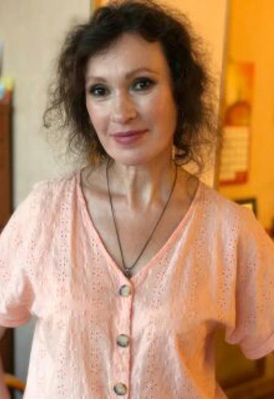 Irochka • 56 • Russie