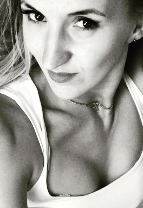 Jene • 38 • Russie