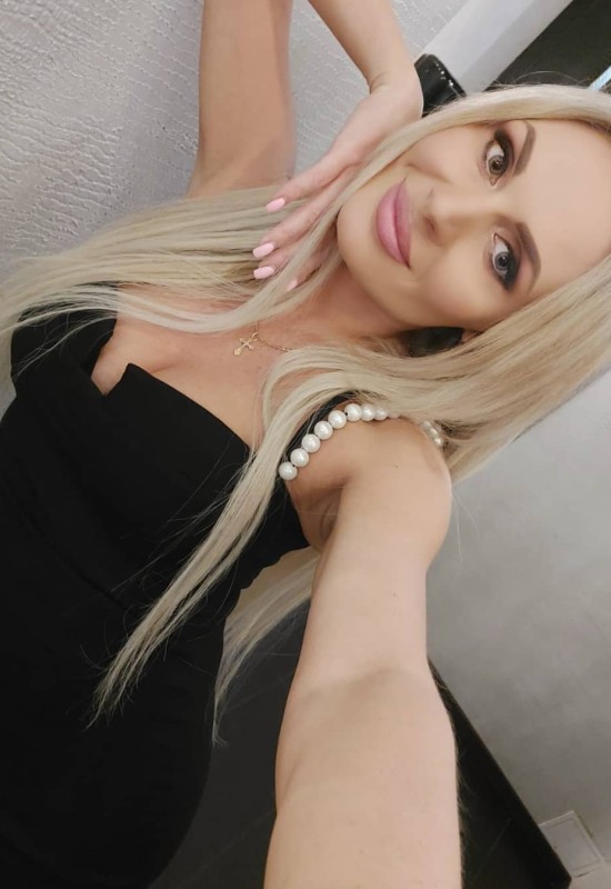 Aliaksandra • 40 • Белоруссия