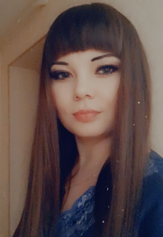 Ekaterina • 34 • Russie