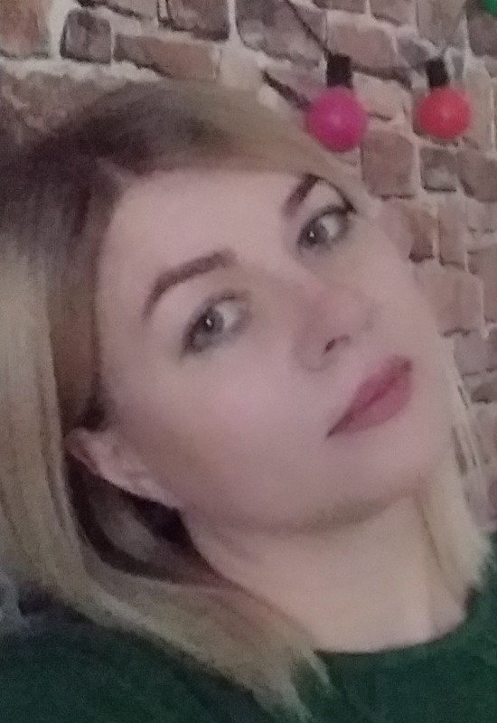 Kseniya • 49 • Russie