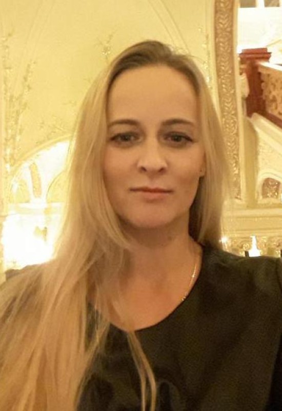 Svetlana • 53 • Ukraine