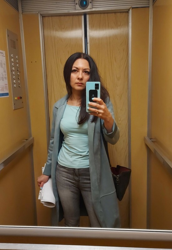 Lili • 47 • Russia