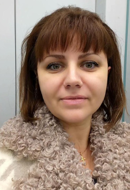 Marina • 43 • Ukraine