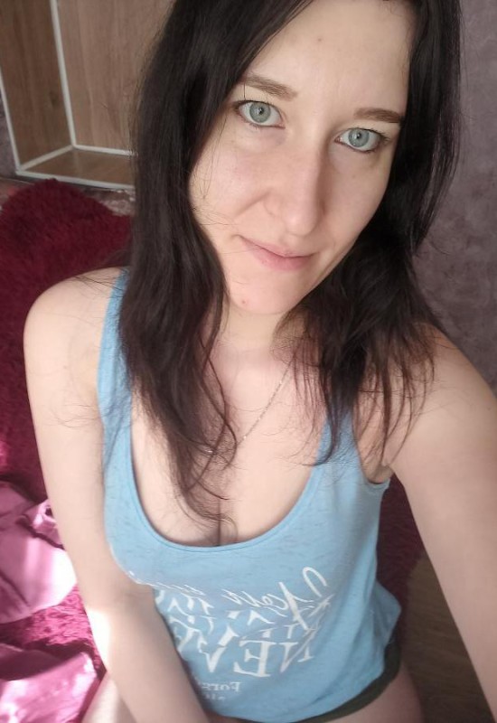 Monica • 34 • Ukraine 🇺🇦