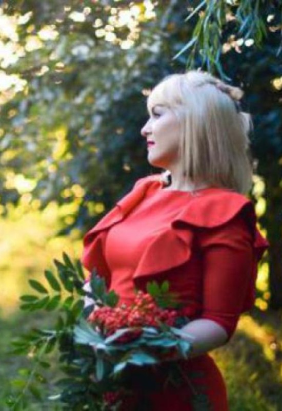 Anastasia • 38 • Білорусь