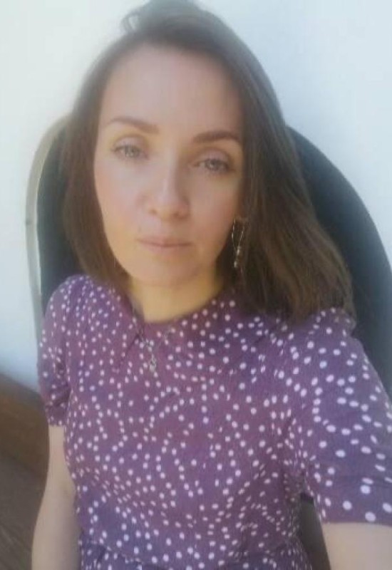 Nadya • 43 • Kazakhstan