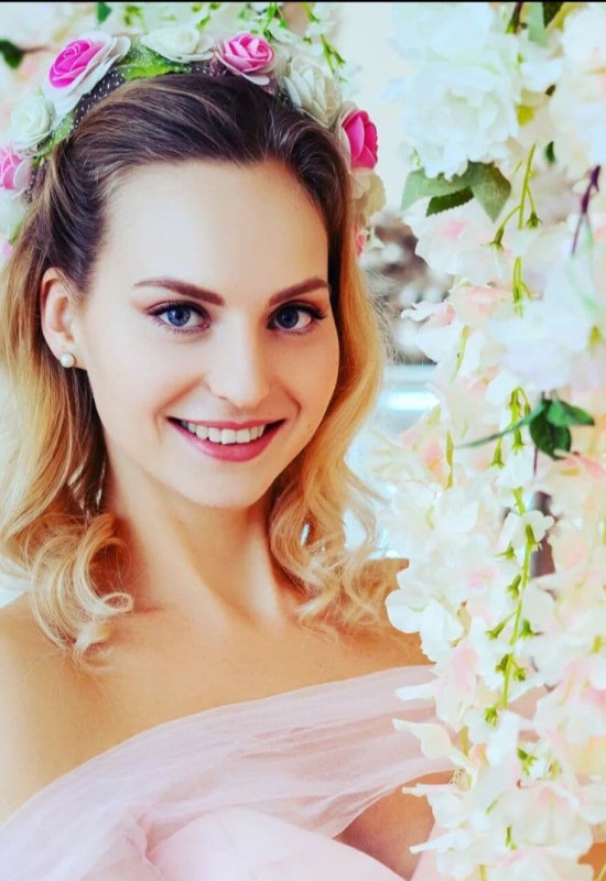 Anastasia • 38 • Russia