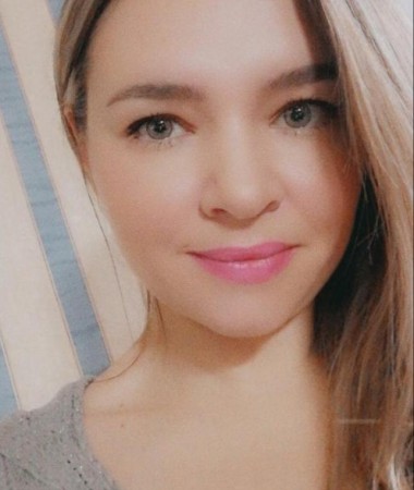 Olga, 43