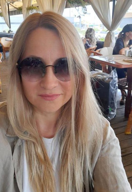 Olga • 55 • Ukraine 🇺🇦