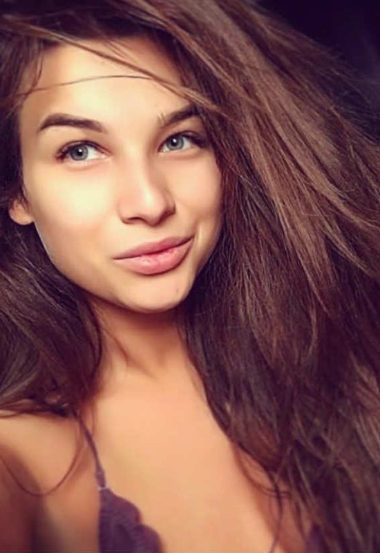 Albina • 34 • Russia