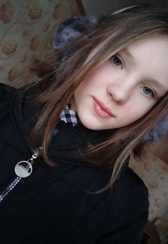 Kristina • 27 • Ukraine