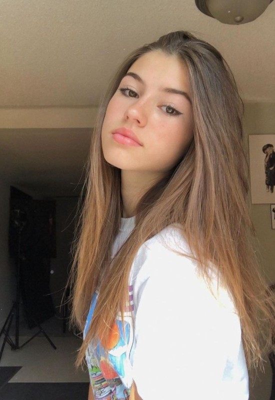 Nastia • 28 • Russie