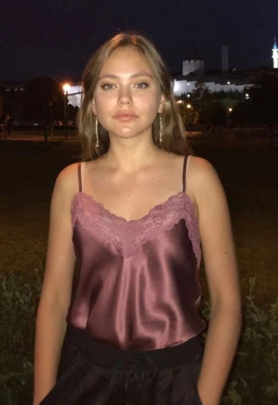 Anya • 24 • Russia