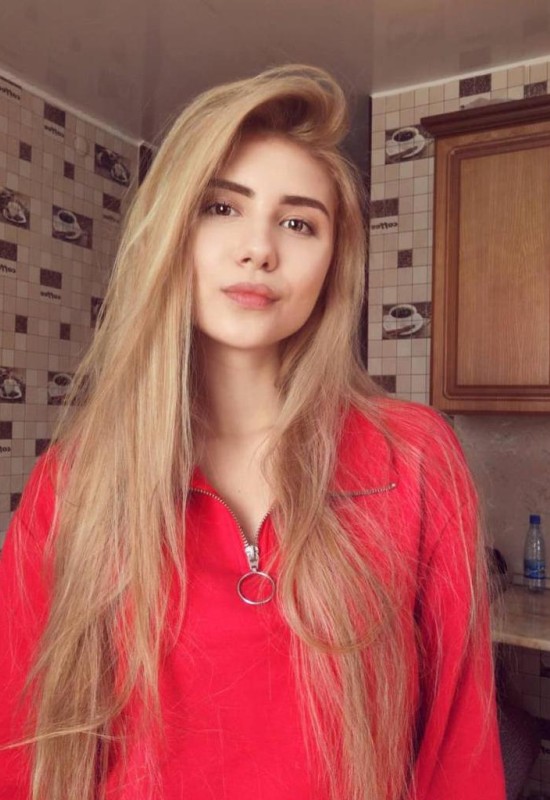 Alisa • 37 • Україна