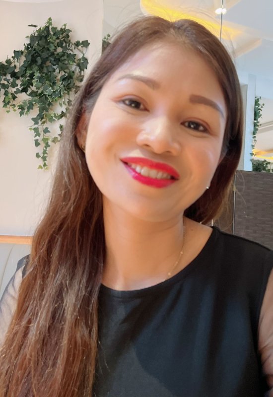 Kaew • 48 • United Kingdom