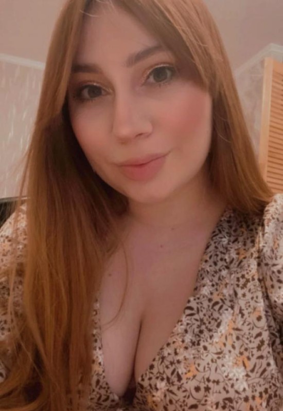 Anna • 26 • Russia