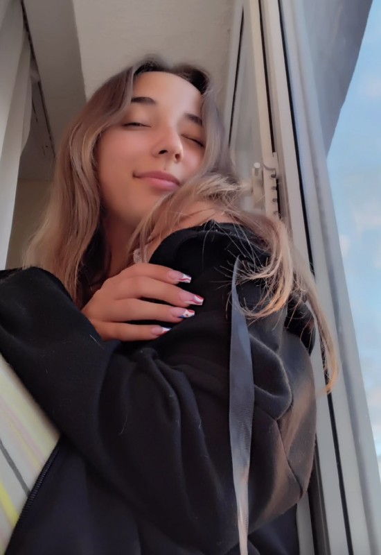 Kseniya • 21 • Russia