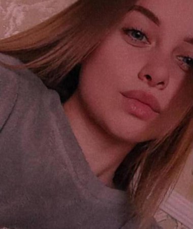 Yuliana , 24