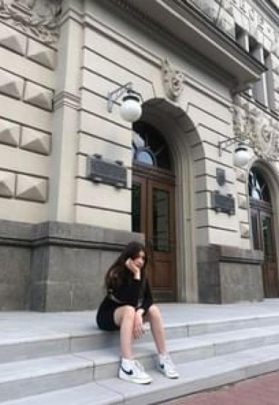 Vlada • 22 • Russie