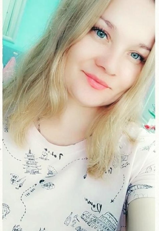 Luba • 35 • Russia