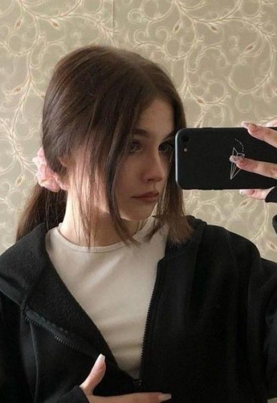 Dinara • 26 • Russia