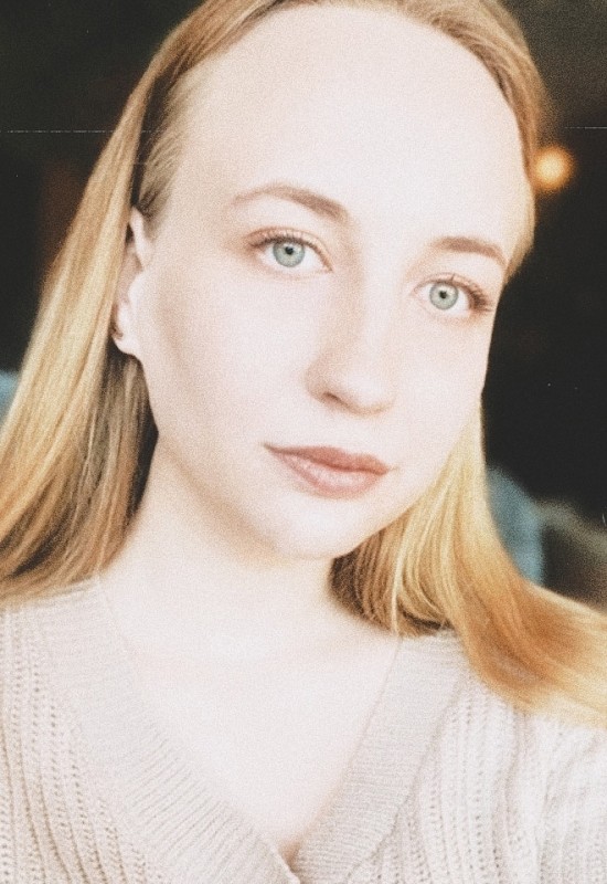 Daria • 25 • Russia