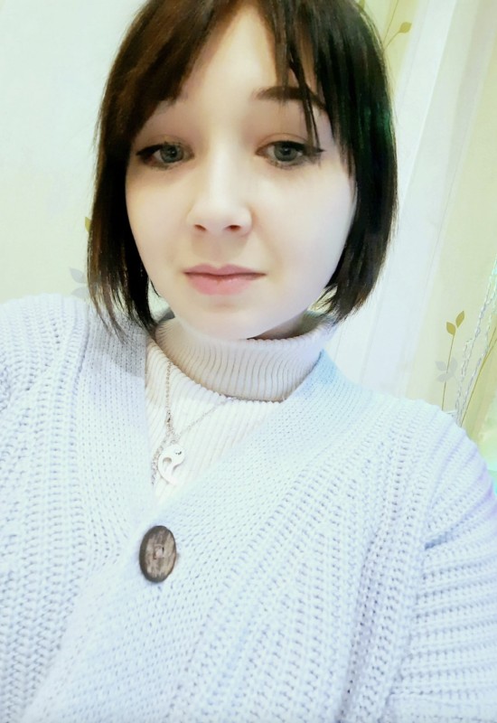 Alice • 24 • Russia