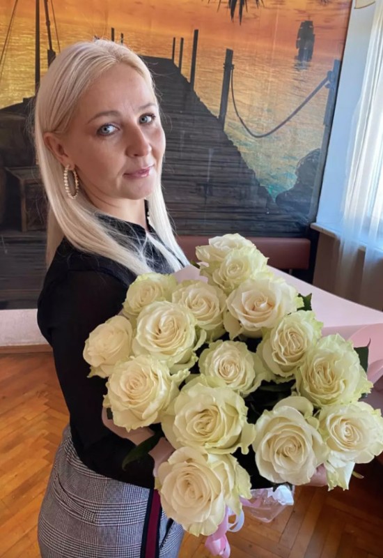 Olesya • 46 • Ukraine 🇺🇦