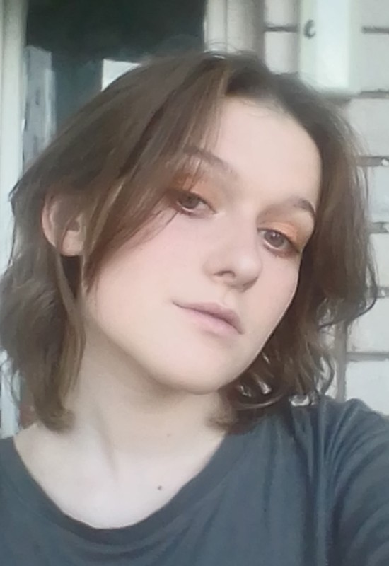 Nastia • 22 • Russie