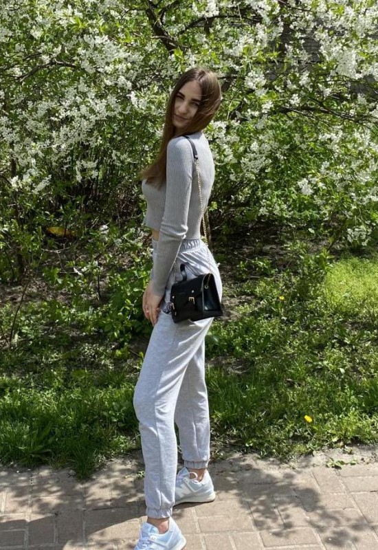 Marina • 23 • Україна