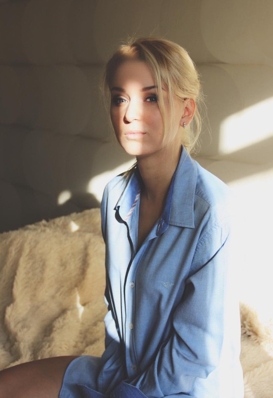 Alisa • 37 • Ukraine