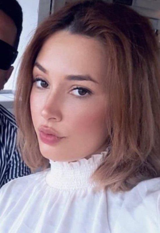 Alicia • 28 • Espagne