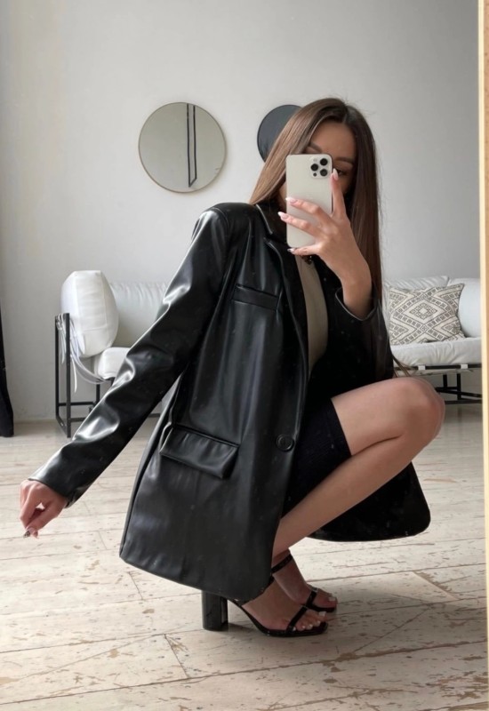 Daria • 26 • Russie