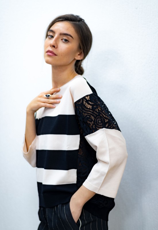 Arina • 41 • Russia