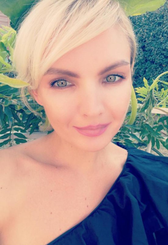 Yulia • 43 • Géorgie
