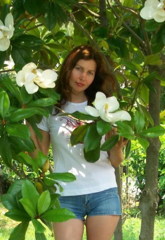 Svetlana • 50 • Russia