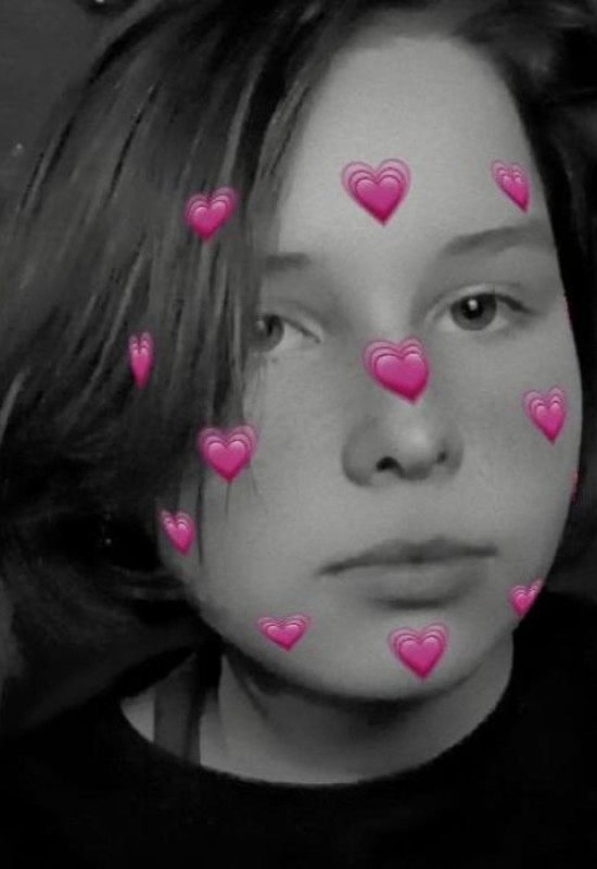 Anna • 21 • Russia