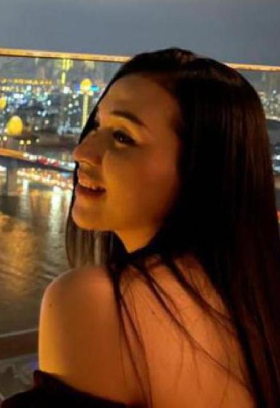 Naam fon • 40 • Thailand