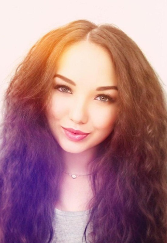 Mila • 30 • Russie