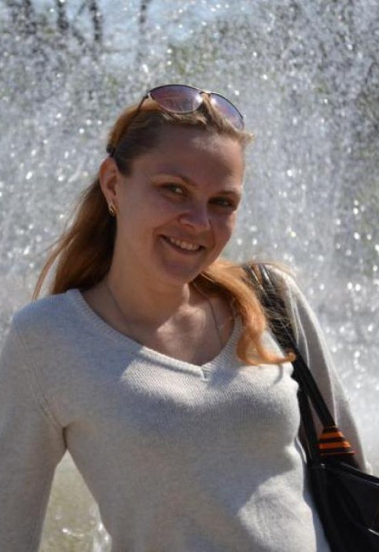 Elena • 38 • Украина