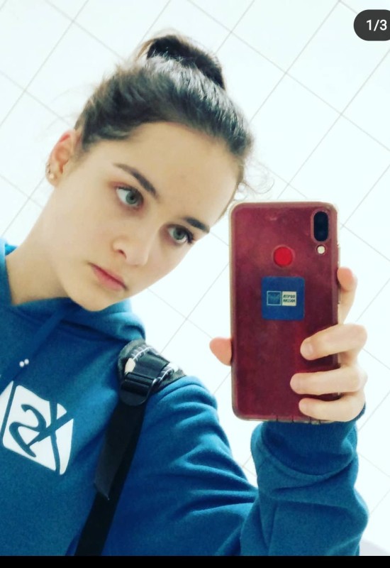 Sonya • 21 • Росія