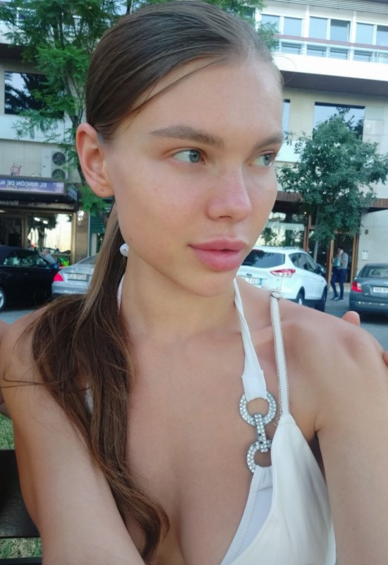 Juliia • 30 • Russia