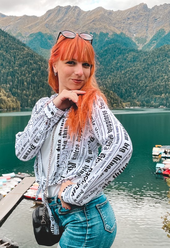 Alexandra • 28 • Russia