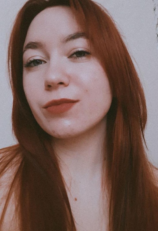 Vera • 27 • Russia